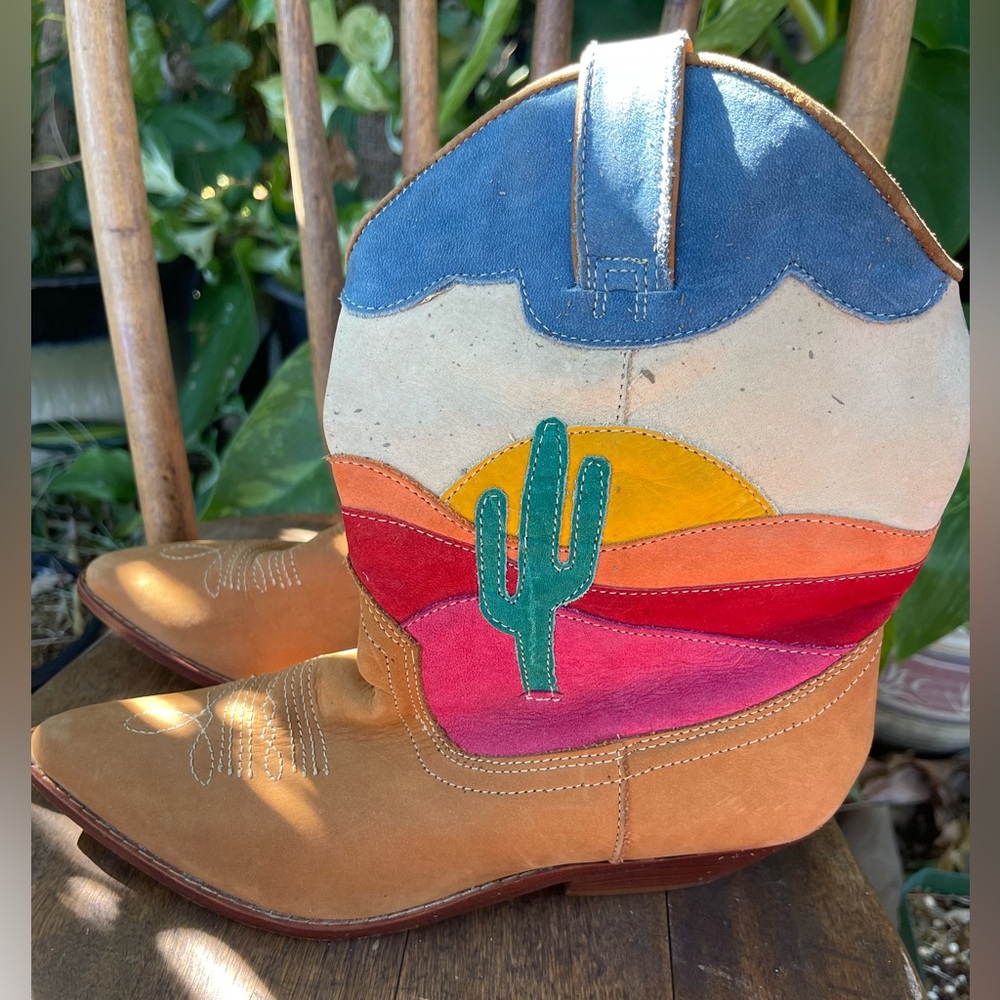 Cow boy boots size 7